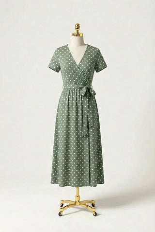 The Tropic Dot V-Neck SandSet